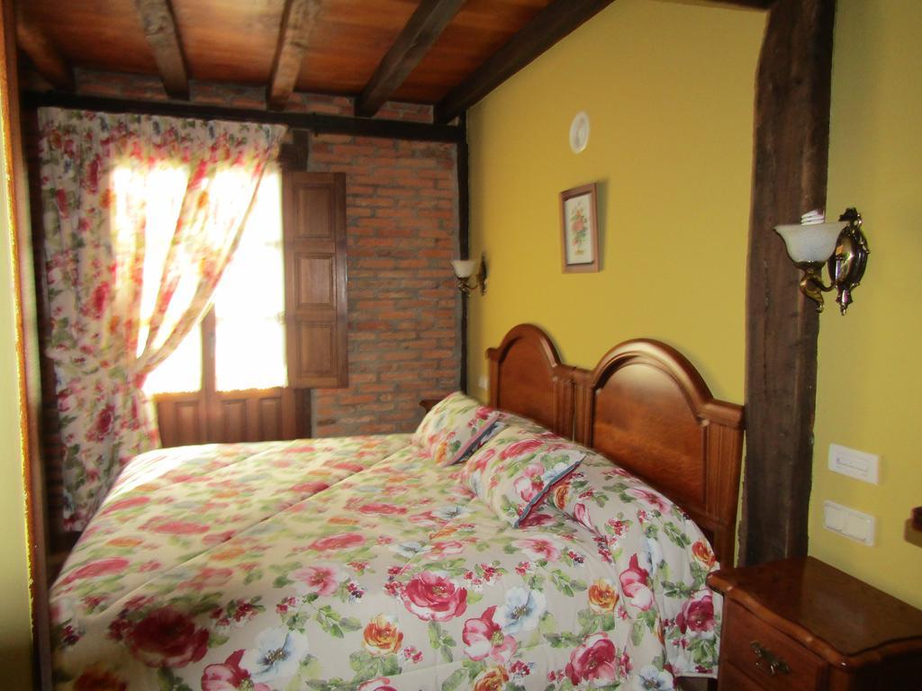 Posada La Venta De Quijas Exterior photo